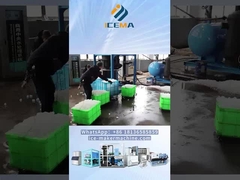 Buz dağıtmanın ortasındaki boru buz makinesi