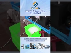 Buz dağıtmanın ortasındaki boru buz makinesi