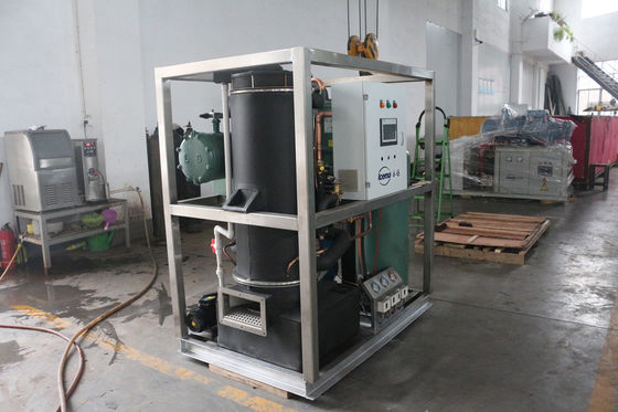 Gıda işleme laboratuvarında endüstriyel tüp buz makinesi 1T/24H