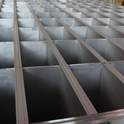 Tasarım 15 Ton Endüstriyel Buz Makinesi Doğrudan Soğutma Bloku Buz B 320x120x800 mm